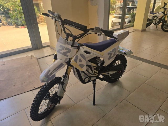 Детски кросов мотор електрическо UpBeat 49cc 2026
