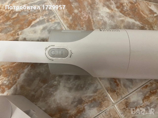 Вертикална, безжична прахосмукачка Xiaomi Mi Vacuum Cleaner Light, снимка 8 - Прахосмукачки - 54022829