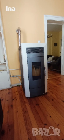 Използвана пелетна камина с водна риза за отопление - Commo 21, марка Alfa Plam, с мощност 21 kW.