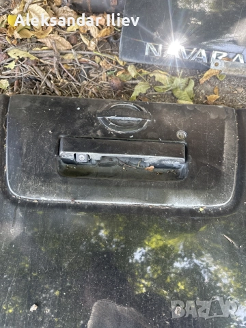 задна врата на кош нисан навара заден капак d40 2012 face nissan navara, снимка 3 - Части - 55641543
