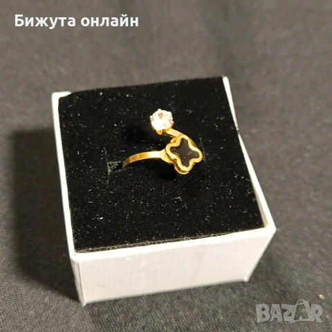 Пръстен с черна детелина и камък. Продукт № 056