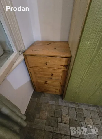 Дървено шкафче 52 x 50 x 85 см