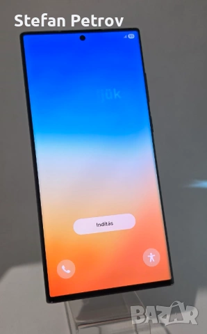 Продавам Samsung Galaxy S22 Ultra 12GB / 512GB с 15 Калъфа подарък