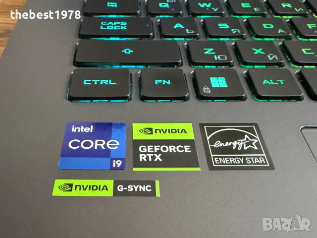 240Hz Asus ROG Strix 18`Core i9-14900HX/RTX 4070/32GB DDR5/1TB SSD/Гаранция 1г/ROG Nebula, снимка 2 - Лаптопи за игри - 54700027