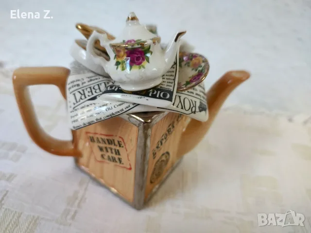 Royal Albert Старите селски рози - колекционерски чайник Cardew, снимка 7 - Колекции - 55508347