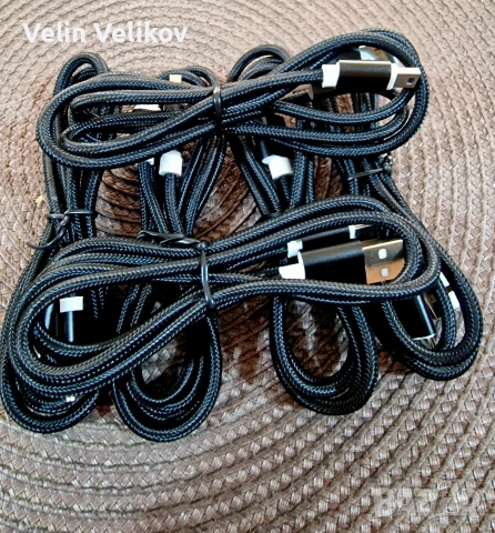 Висококачествен USB - Mini USB 5pin кабел, с ферит, черен, 1.5 метра с оплетка