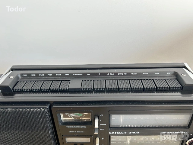 Grundig Satellit 3400 Professional, снимка 4 - Радиокасетофони, транзистори - 54234398