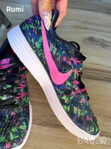 Оригинални летни маратонки Nike LunarTempo 2 Print W! 41 н, снимка 2 - Маратонки - 54742310
