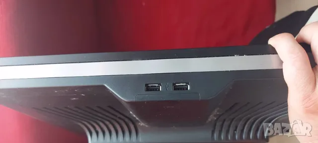 Качествен, Дизайнерски монитор HP ZR2740w. 27 инча, H-IPS матрица, W-LED, 2560x1440p, Премиум стойка, снимка 5 - Монитори - 55475374