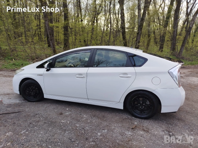 Toyota Prius, снимка 6 - Автомобили и джипове - 54173910