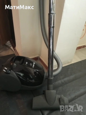 Прахосмукачка BOSCH 2000W, снимка 2 - Прахосмукачки - 55131322
