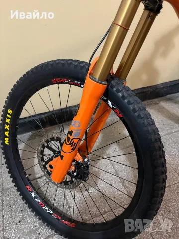Santa Cruz V10 Full Carbon, снимка 3 - Велосипеди - 55365069