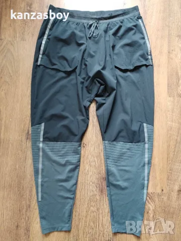Nike 2019 Tech Pack Running Pants - страхотно мъжко долнище XL, снимка 11 - Спортни дрехи, екипи - 55354431