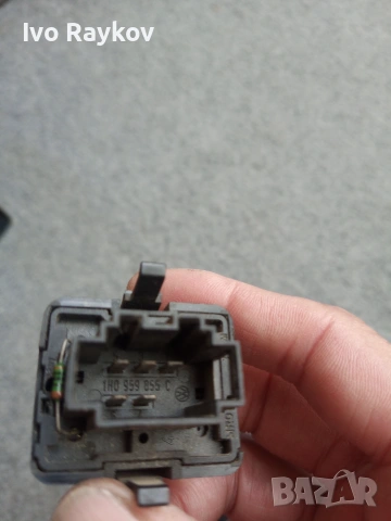 Бутон за ел стъкла VW Golf 3 , 1H0959855C, снимка 6 - Части - 55063824