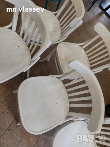 Бели столове, снимка 3 - Столове - 54021696