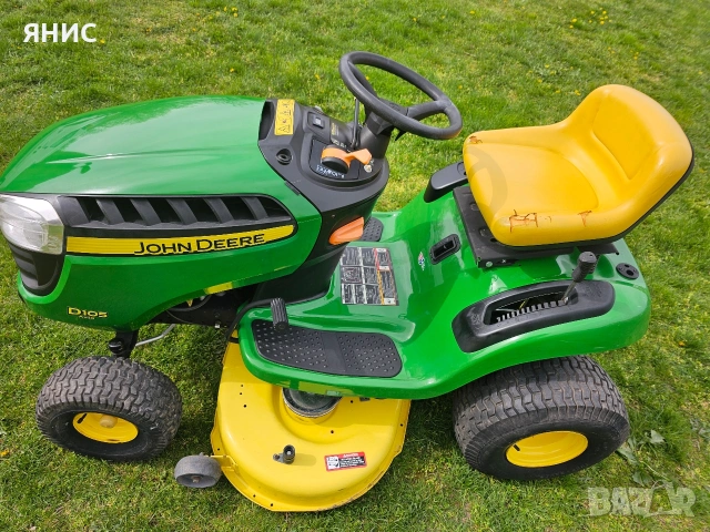 ТРАКТОРНА КОСАЧКА JOHN DEERE, КАТО НОВА 140.МОТО ЧАСА, снимка 11 - Градинска техника - 55250690