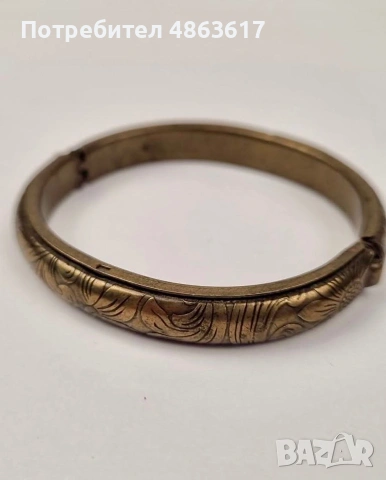 Твърда шарнирна гривна (Clamper Bangle) с изразителен флорален орнамент