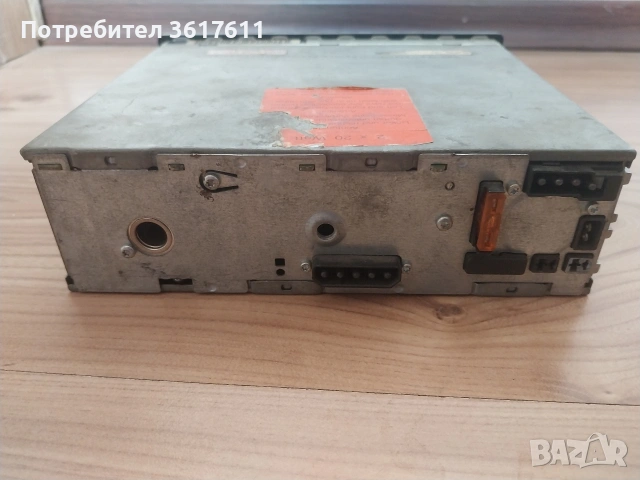 Ретро радиокасетофон за автомобил Becker Avus 2000, снимка 8 - Аксесоари и консумативи - 54893932