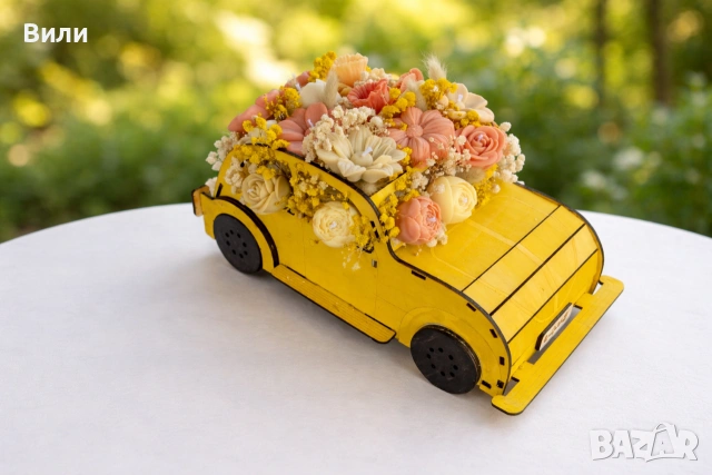 Ароматни свещи и букети с внимание към детайла