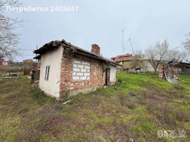 Продавам имот със сграда,гараж и парцел в с.Червена вода област Русе, снимка 10 - Къщи - 53133077