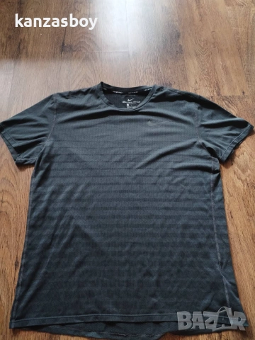Nike Zonal Cooling Relay GX Short Sleeve - страхотна мъжка тениска L, снимка 7 - Тениски - 55268891