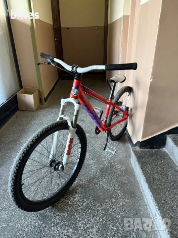 Drag c2 dirt jump red/blue ЗАПАЗЕНО 300€, снимка 2 - Велосипеди - 54332091