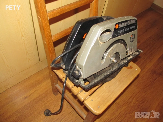 ръчен циркуляр Black & Decker, снимка 2 - Циркуляри - 54663252
