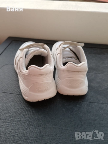 Детски маратонки Clarks, снимка 3 - Детски маратонки - 54038262