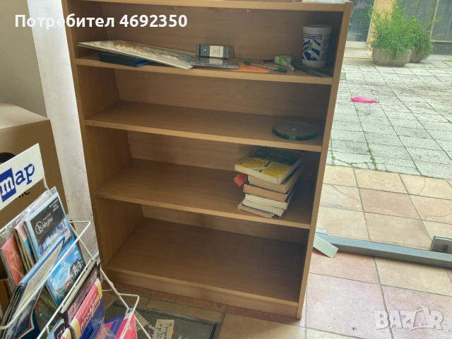 Оборудване за книжарница, магазин, пирамиди, метални стелажи-различни., снимка 2 - Бюра - 54686691
