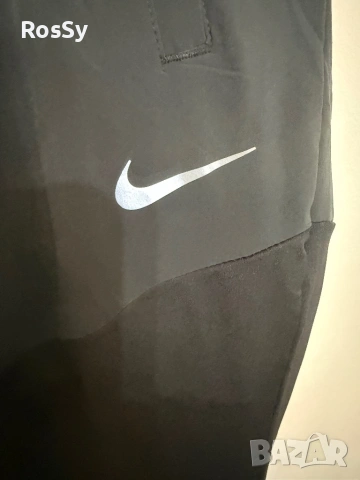 Дамско спортно долнище Nike, снимка 3 - Спортни екипи - 54604303
