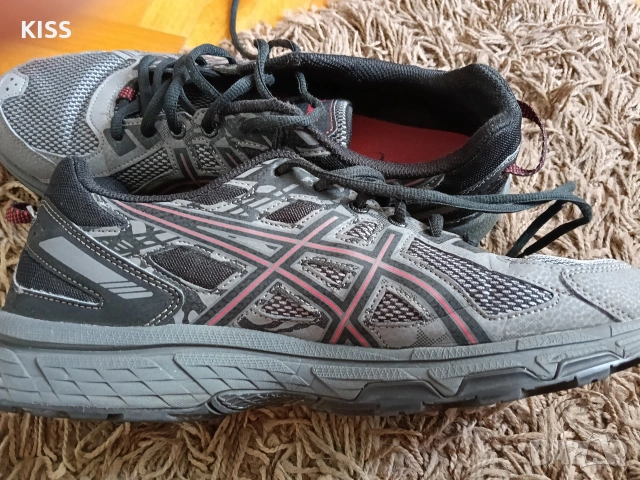 Оригинален Asics Gel номер 45 , снимка 2 - Маратонки - 53570499