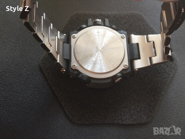 Продавам Casio G-Shock G-STEEL (GST-B100D-1A) + 2 Оригинални Каишки, снимка 3 - Мъжки - 55048594