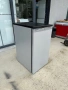 Сив малък хладилник с камера Whirlpool 45 см широк, снимка 3