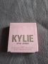 Нов хайлайтър КYLIE, снимка 1