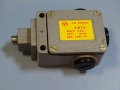краен изключвател Елпром”Искра” S870 Limit Switch 380V 2.5A, снимка 2