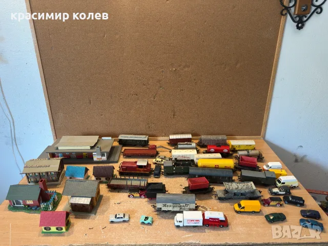 локомотив ,вагони,колички и сгради