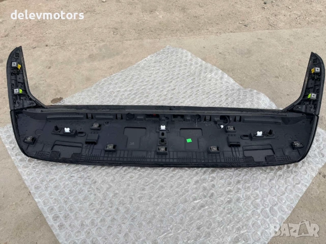 960308073R спойлер за пета врата багажник от Renault Captur 2 HFMF, 1.3TCe, Двигател H5H470, снимка 4 - Части - 54334918