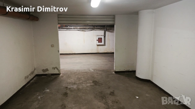 Давам под наем голям самостоятелен гараж (24 кв.м) в кв. Изток, ул. Николай Хайтов 2А., снимка 5 - Гаражи и паркоместа - 54248662