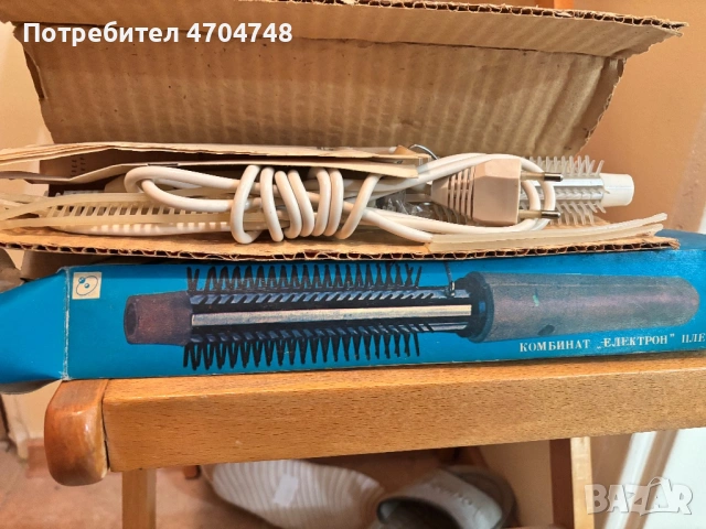 Ретро електрическа четка за коса, снимка 2 - Антикварни и старинни предмети - 54088576