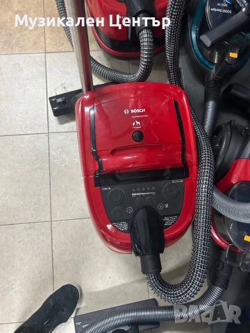 Перяща прахосмукачка Bosch BWD421PRO 2100W, снимка 3 - Прахосмукачки - 54607893