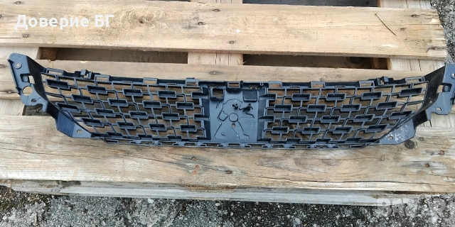 Предна горна решетка за Peugeot 208 (2019+), снимка 5 - Части - 54174875