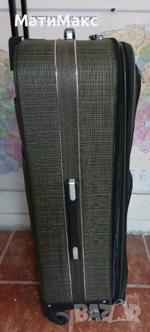 Куфар голям с дръжка на колела, снимка 2 - Куфари - 54105199