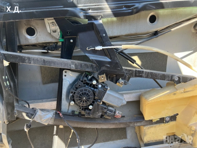 Предна дясна врата Ауди А4 Б5 1996г, снимка 3 - Части - 54135353