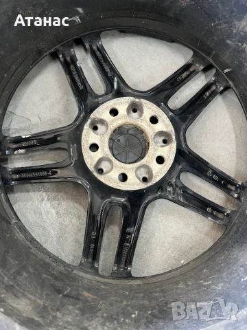 Търся ЕДНА джанта AMG 18ц. Мерцедес , снимка 2 - Гуми и джанти - 54340969