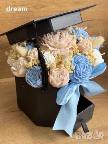 Букети за абитуриенти, снимка 10 - Подаръци за жени - 54273739