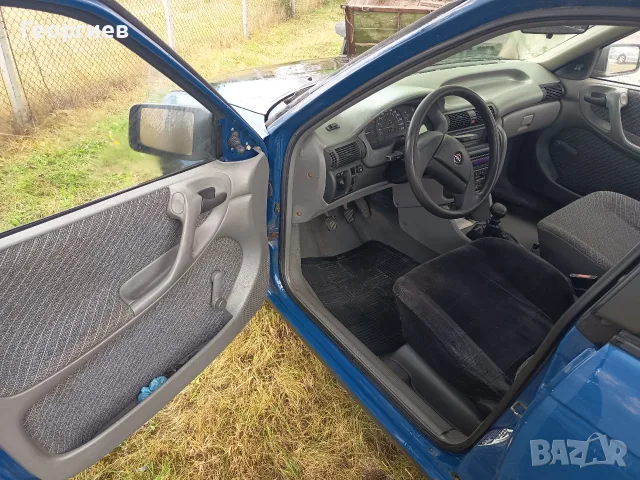 Opel Astra F 1,6 бензин, снимка 4 - Автомобили и джипове - 55600209