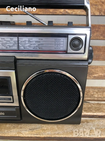 Радиокасетофон Panasonic RX 5012LS, снимка 4 - Радиокасетофони, транзистори - 54373574