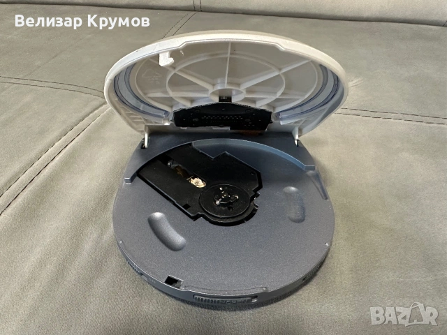 Grundig SQUIXX CDP 4102 AS 40, снимка 6 - Радиокасетофони, транзистори - 55186322