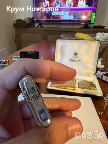 Продавам бензинова запалка Colibri Monopol, снимка 3 - Антикварни и старинни предмети - 55618046