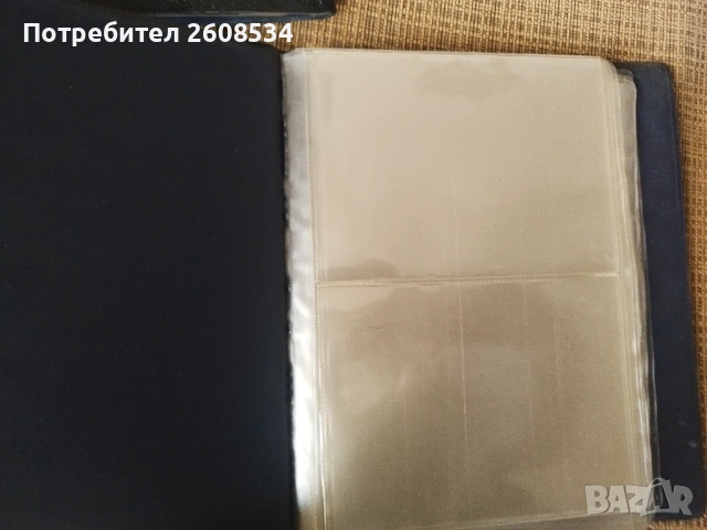 ЧЕТИРИ КОЖЕНИ ФИЛАТЕЛНИ КЛАСЬОРА /виж описанието/, снимка 3 - Филателия - 53998783